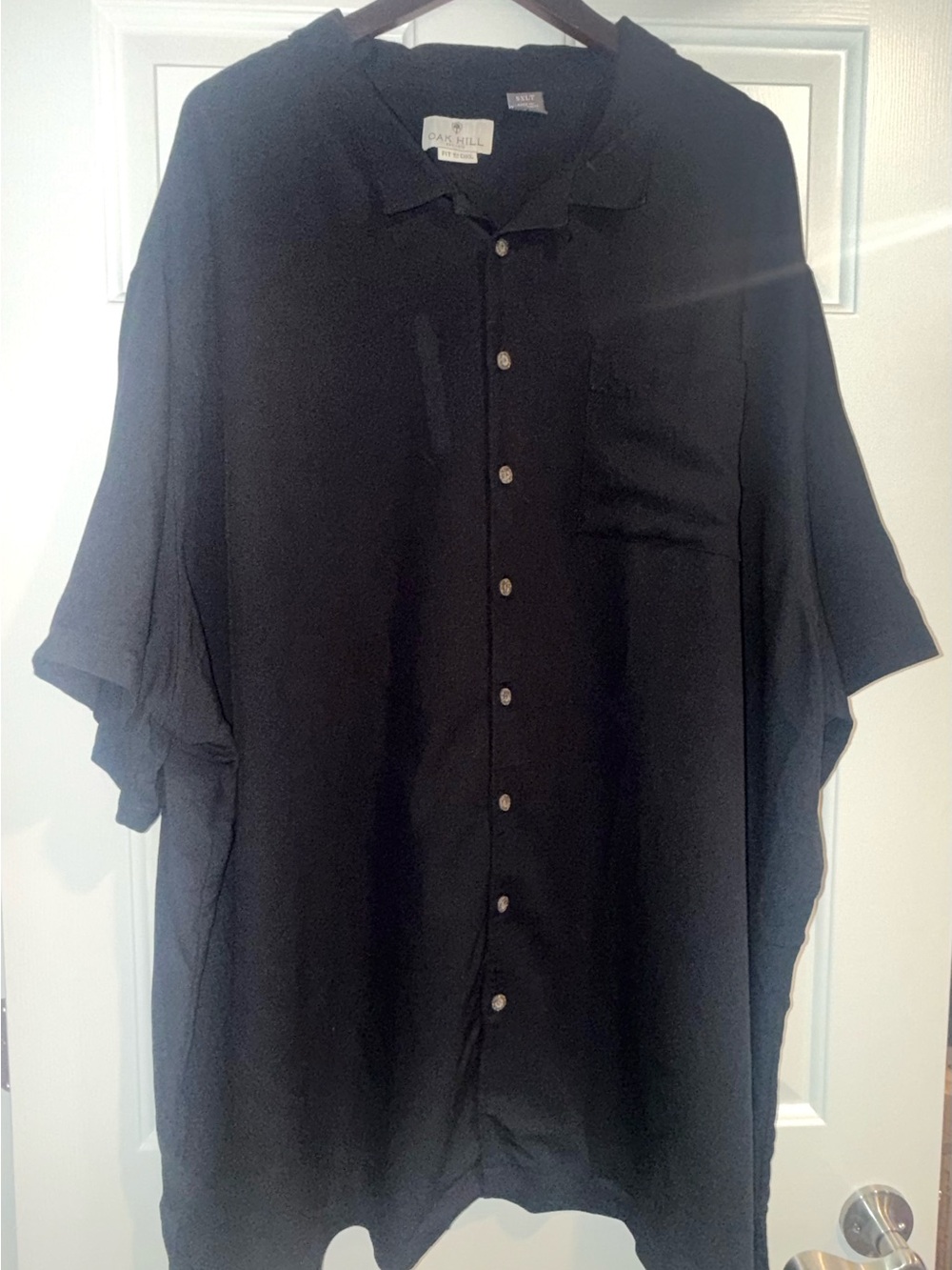Oak Hill Men’s Black Short-Sleeve Button Down Shirt